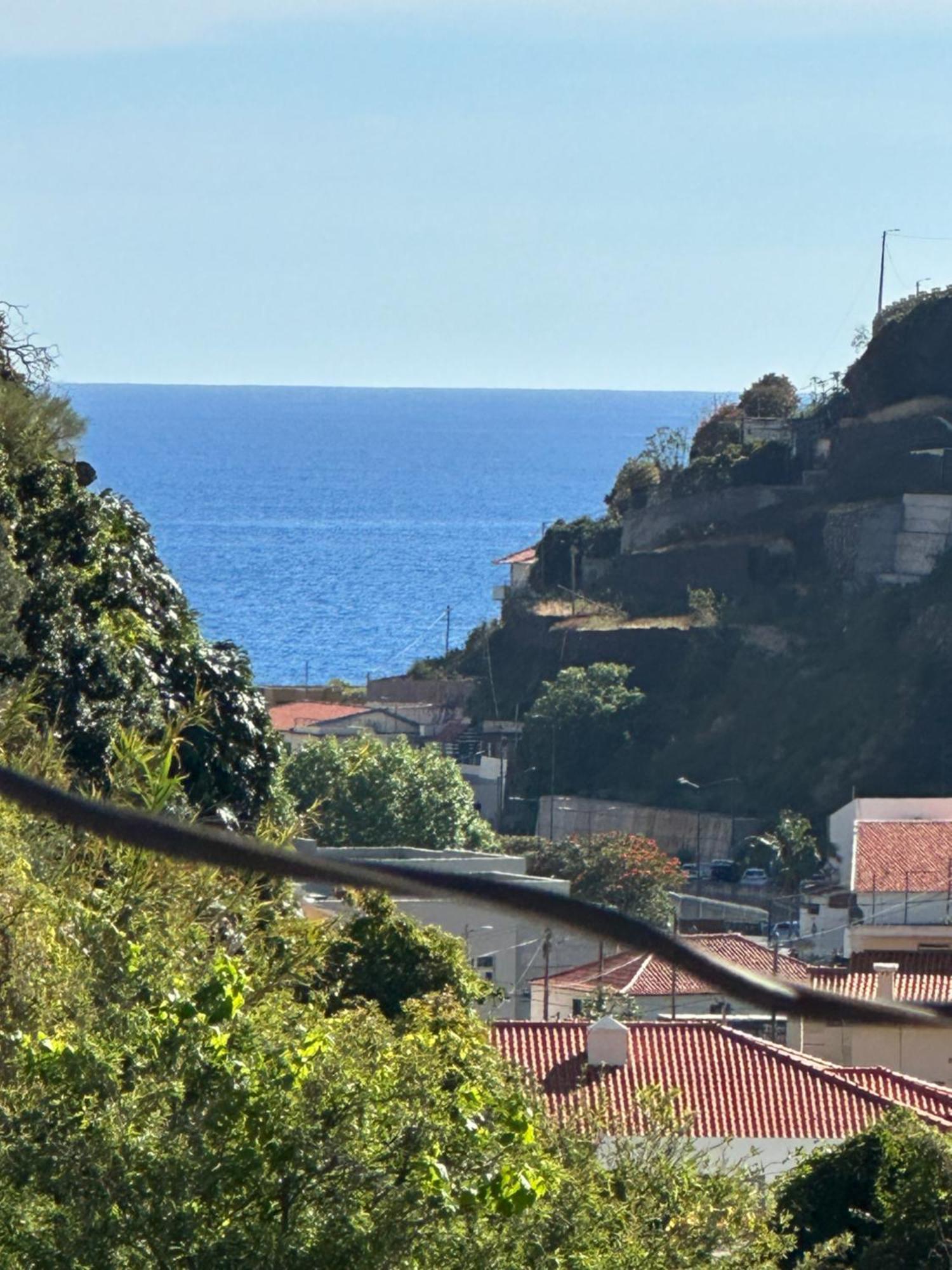 2 Bed Room Apartment , Sea View, 10 Minutes Walk To The Beach Ribeira Brava Kültér fotó